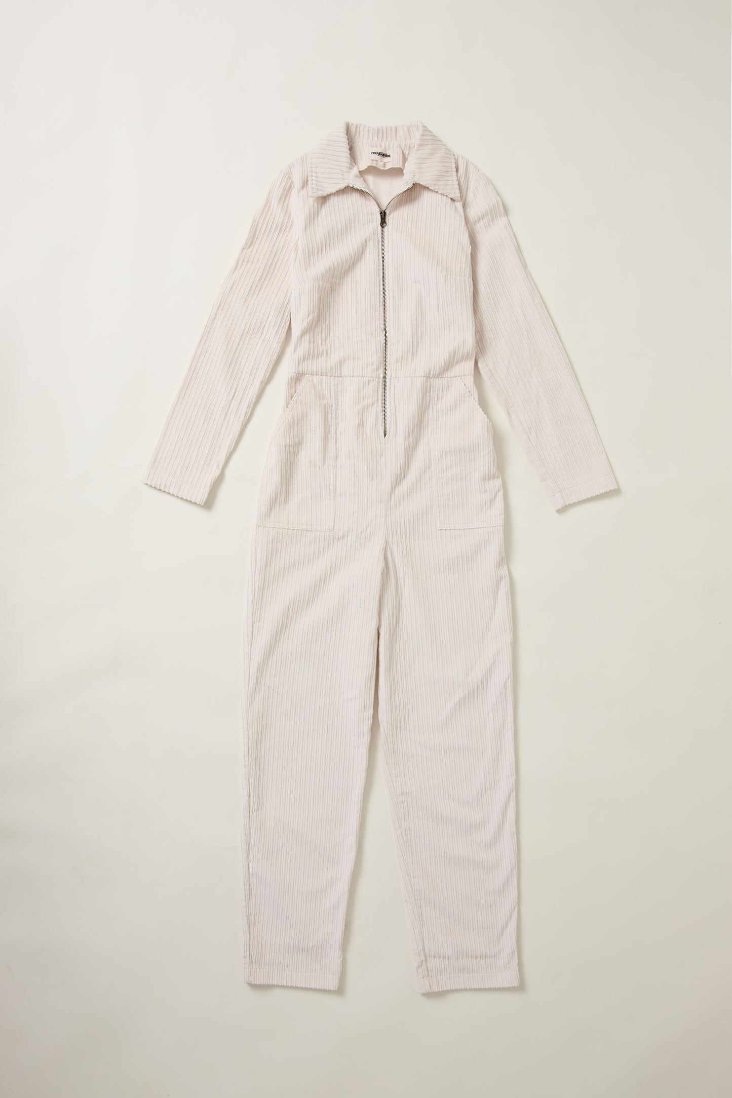Combinaison en velour blanche, en apalat.