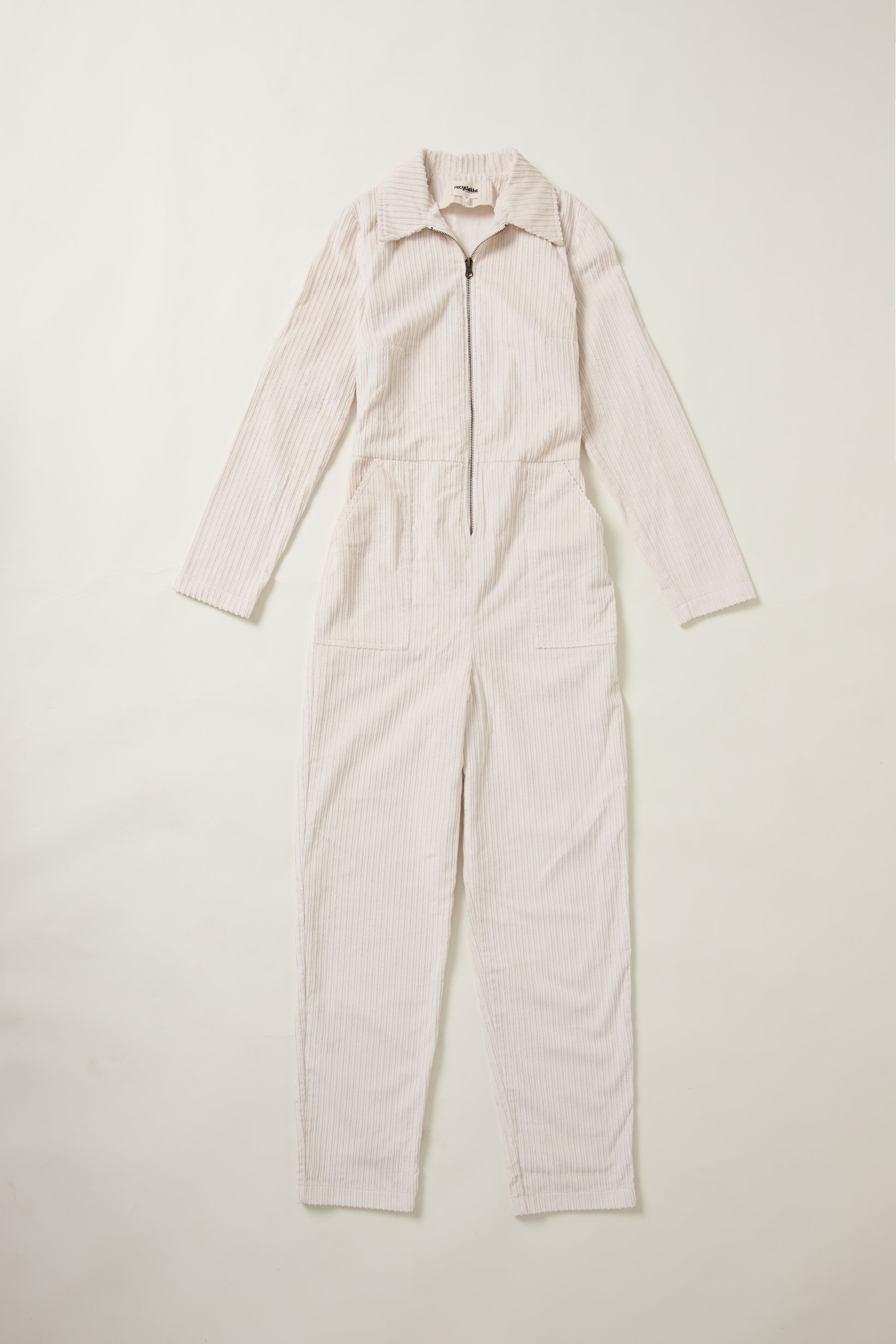 Combinaison en velour blanche, en apalat.
