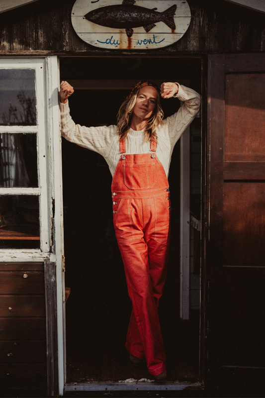 Salopette Dancing Queen denim rouge jambes larges 