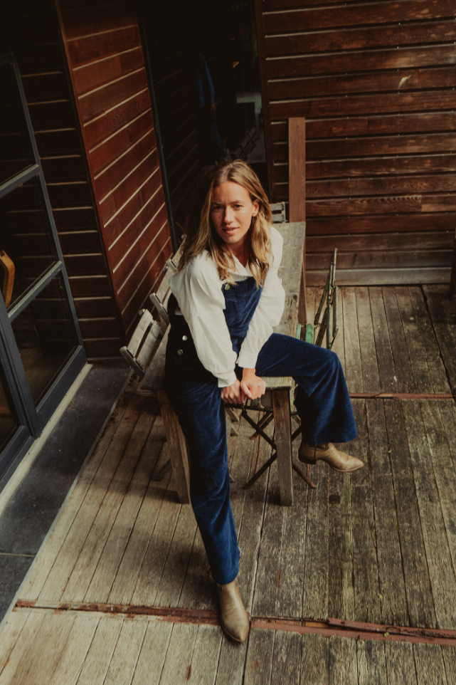 Salopette jambes larges en velours bleu 