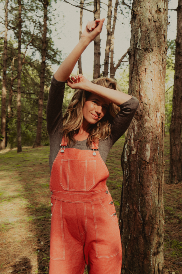 Salopette coupe droite denim rouge fabriquée en France