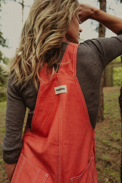 Salopette coupe droite denim rouge fabriquée en France