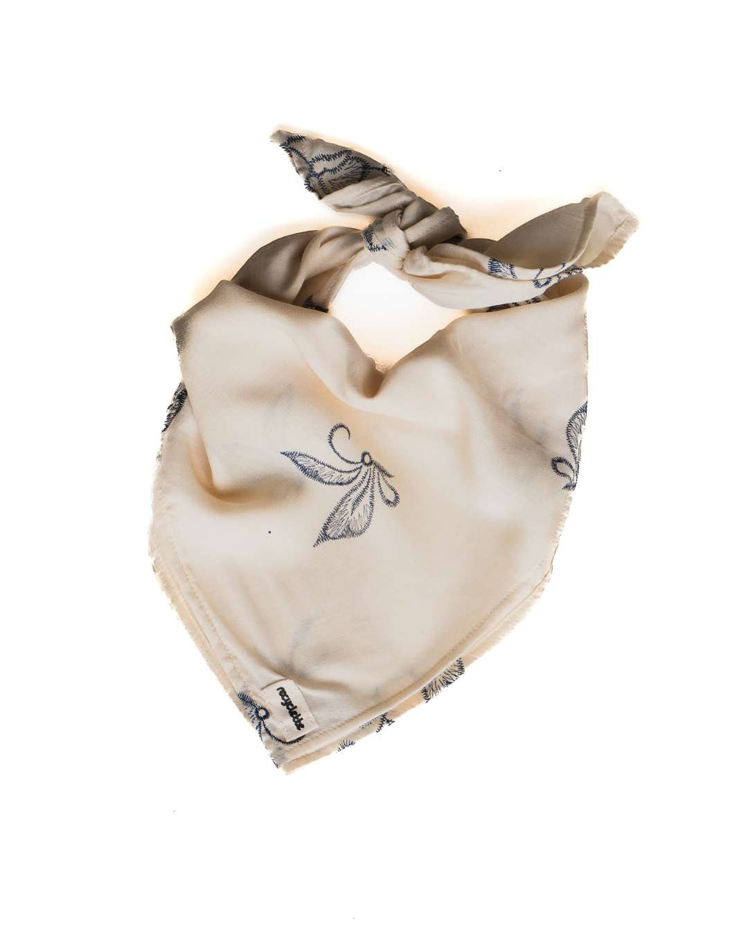 Foulard blanc fleuri bleu fabriqué en France