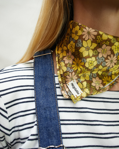 Le Foulard satiné