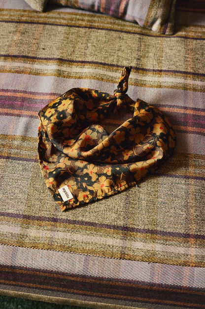 Le Foulard rétro
