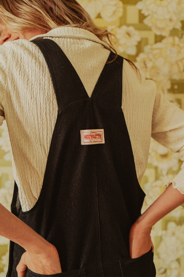 Salopette noire taille haute et jambes larges 