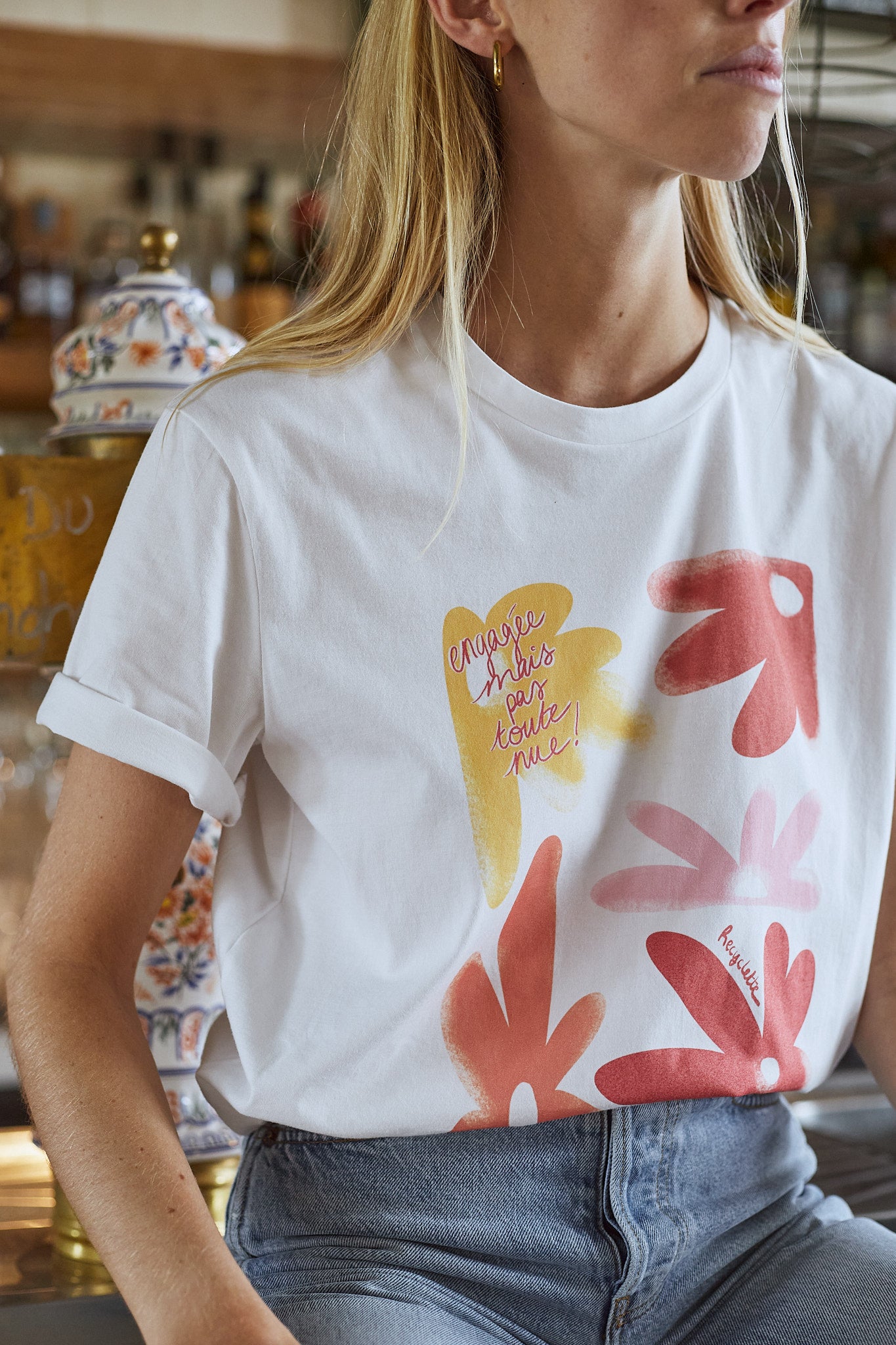 T-shirt engagée mais pas toute nue fabriqué en France et coloré 